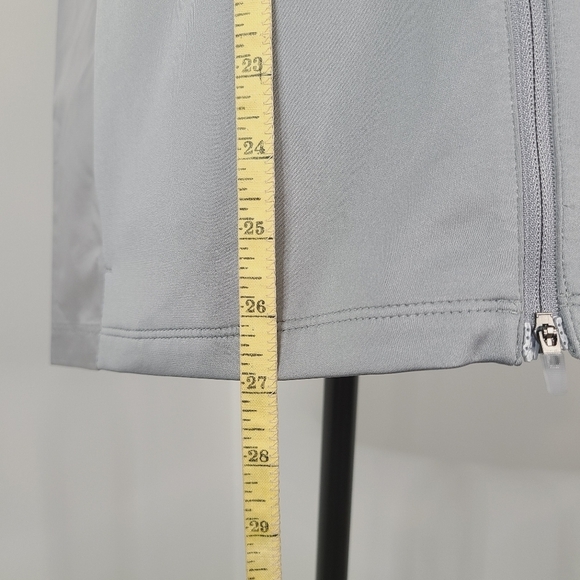 NWT Nike Woman's Therma Fit ADV Downfill Running Vest Grey Size Medium - Picture 16 of 16